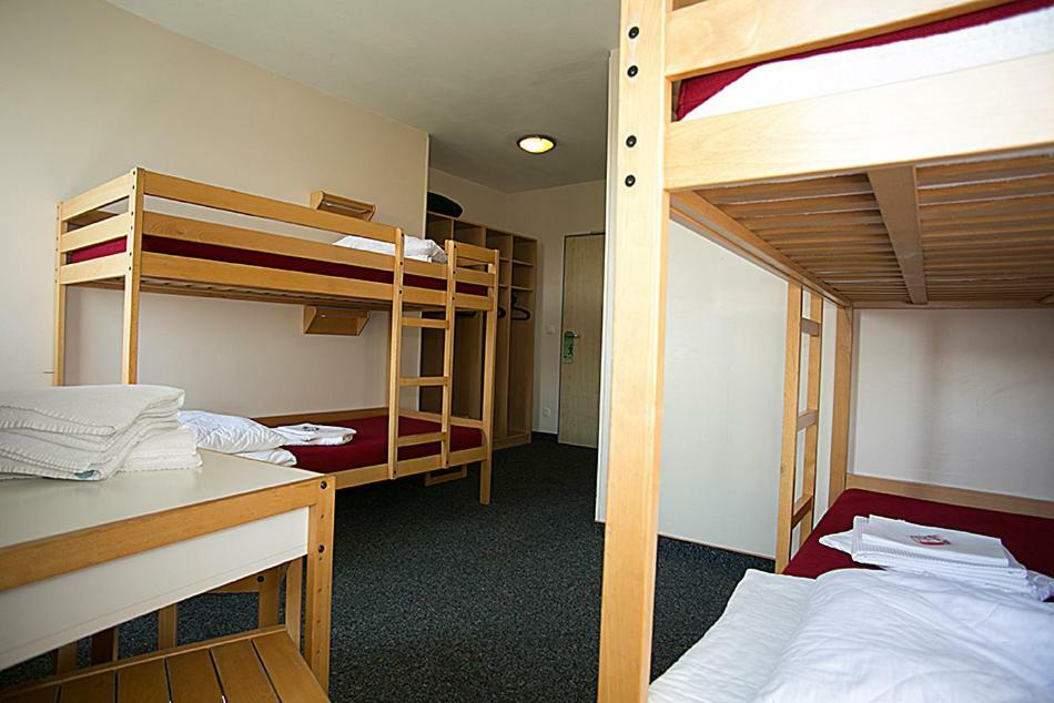 Vierbettzimmer mit eigenem Bad